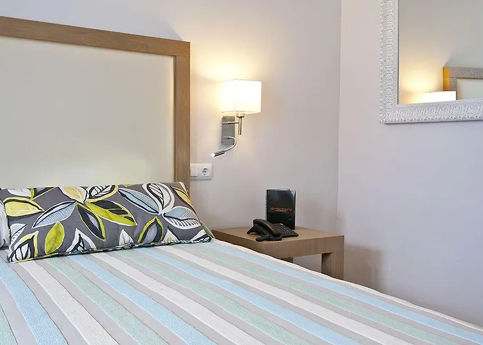 Otel Hoposa Uyal 4 Sup