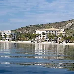 Hoposa Uyal 4 Sup Hotel 4*