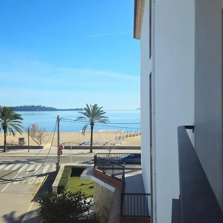 Hoposa Uyal Otel 4*