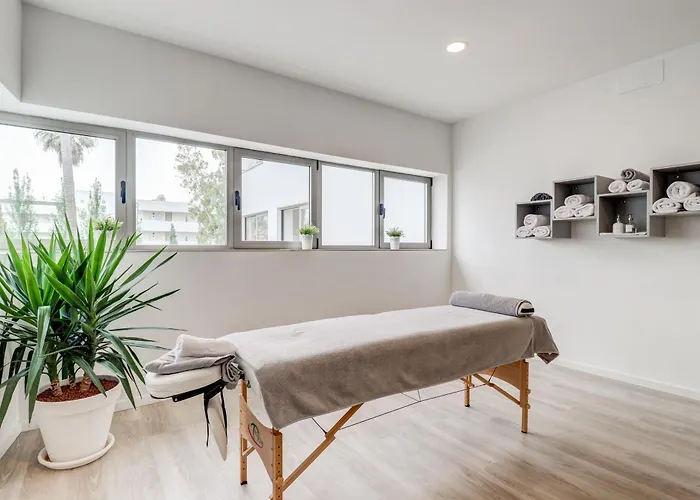 Hoposa Uyal 4 Sup Otel 4*