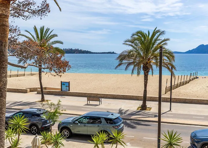 Hoposa Uyal 4 Sup Otel 4*