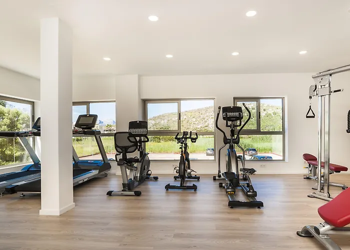 Hoposa Uyal 4 Sup 4*