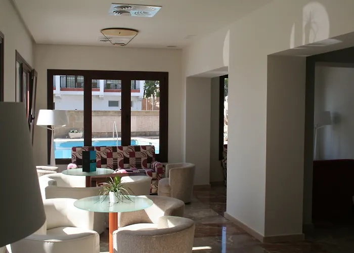 Otel Hoposa Uyal 4 Sup