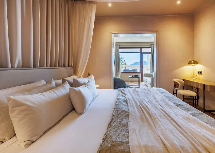 Otel Hoposa Uyal 4 Sup