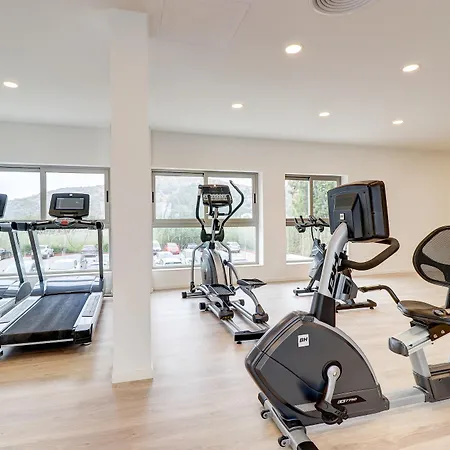 Hoposa Uyal 4 Sup Otel 4*