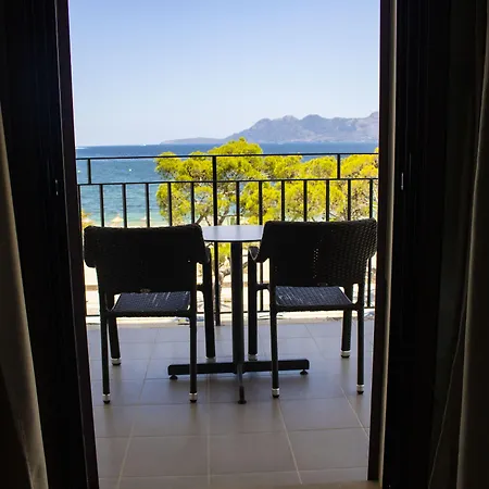 Hoposa Uyal 4 Sup 4* Port de Pollença