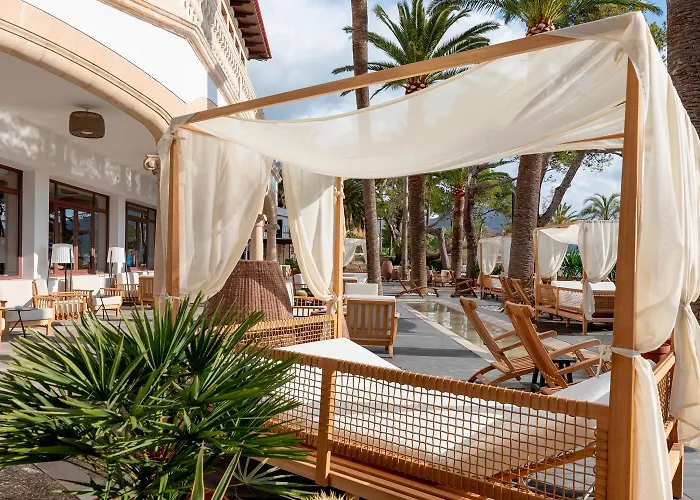 Hoposa Uyal 4 Sup Порт-де-Польєнса