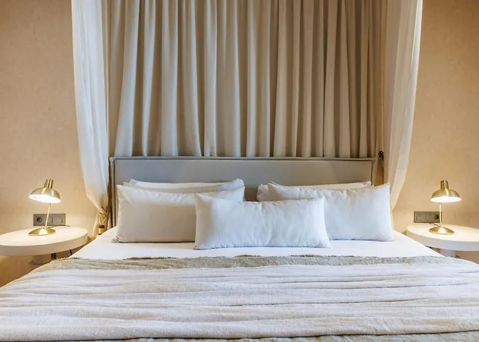 Hoposa Uyal 4 Sup 4* بورت دي بوينسا